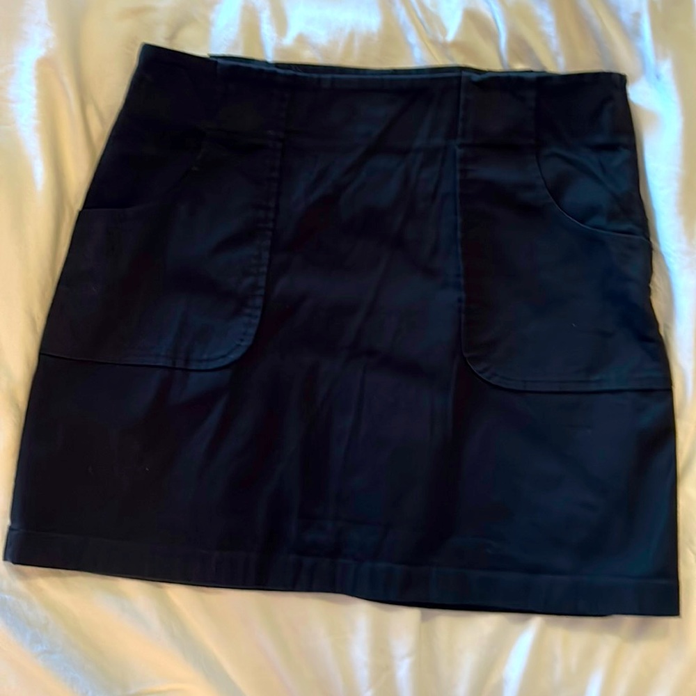 Banana Republic black skirt, size 8